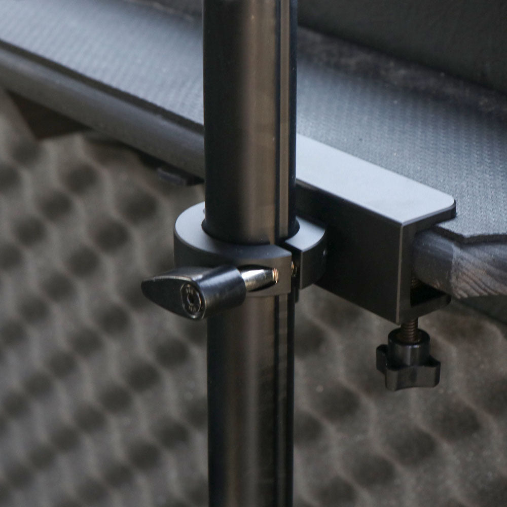 Final Rest Pillar attachment to blind close up