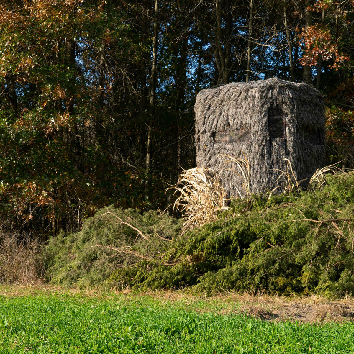 Soft Side 360° Ghillie Deluxe 6X6 Ground Blind