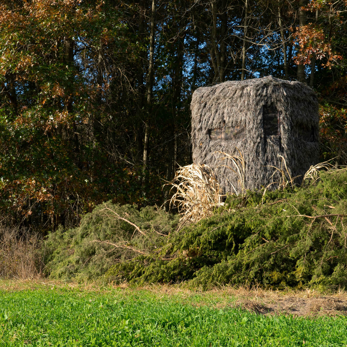 Soft Side 360° Ghillie Deluxe 6X6 Ground Blind