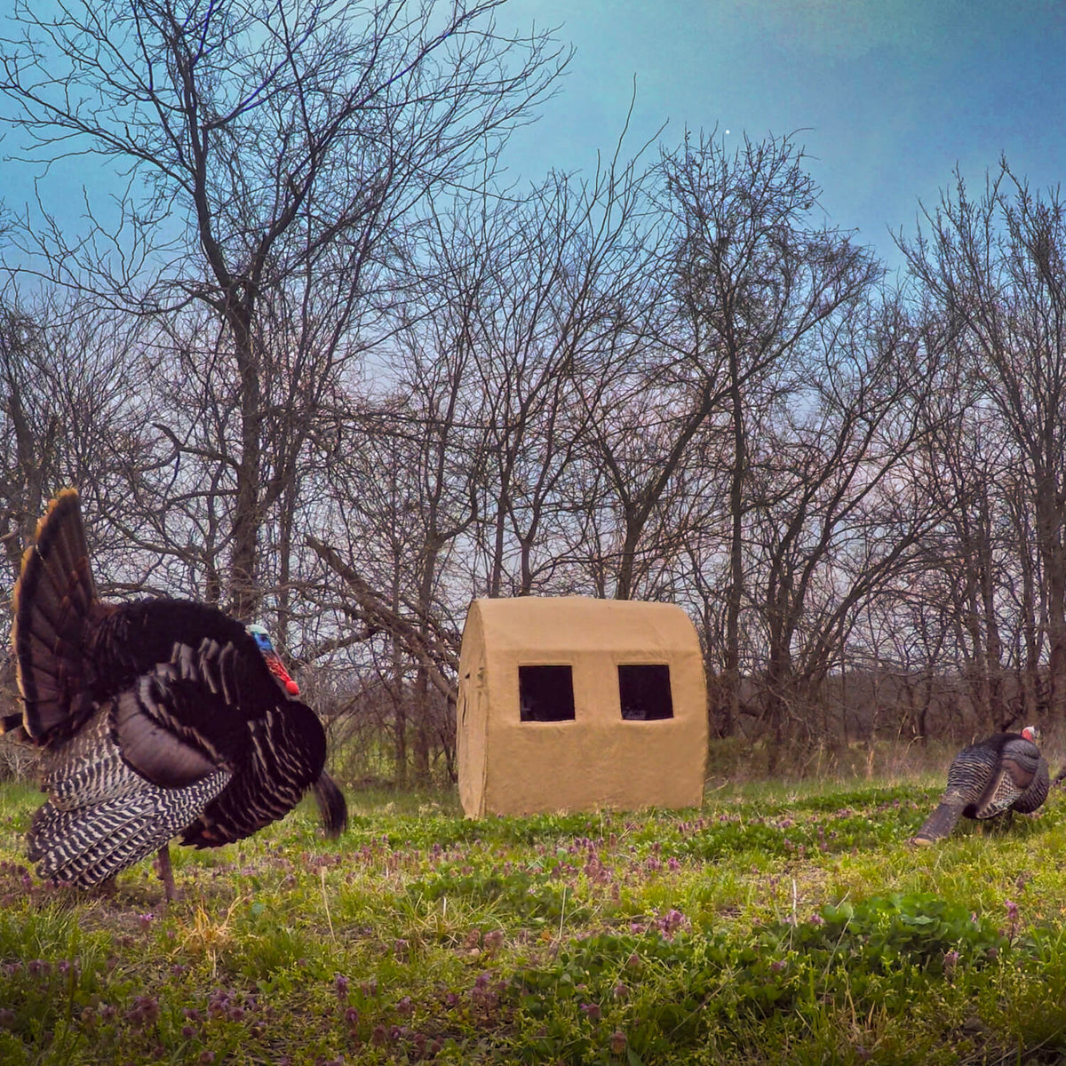 Outfitter HD Burlap Bale Blind