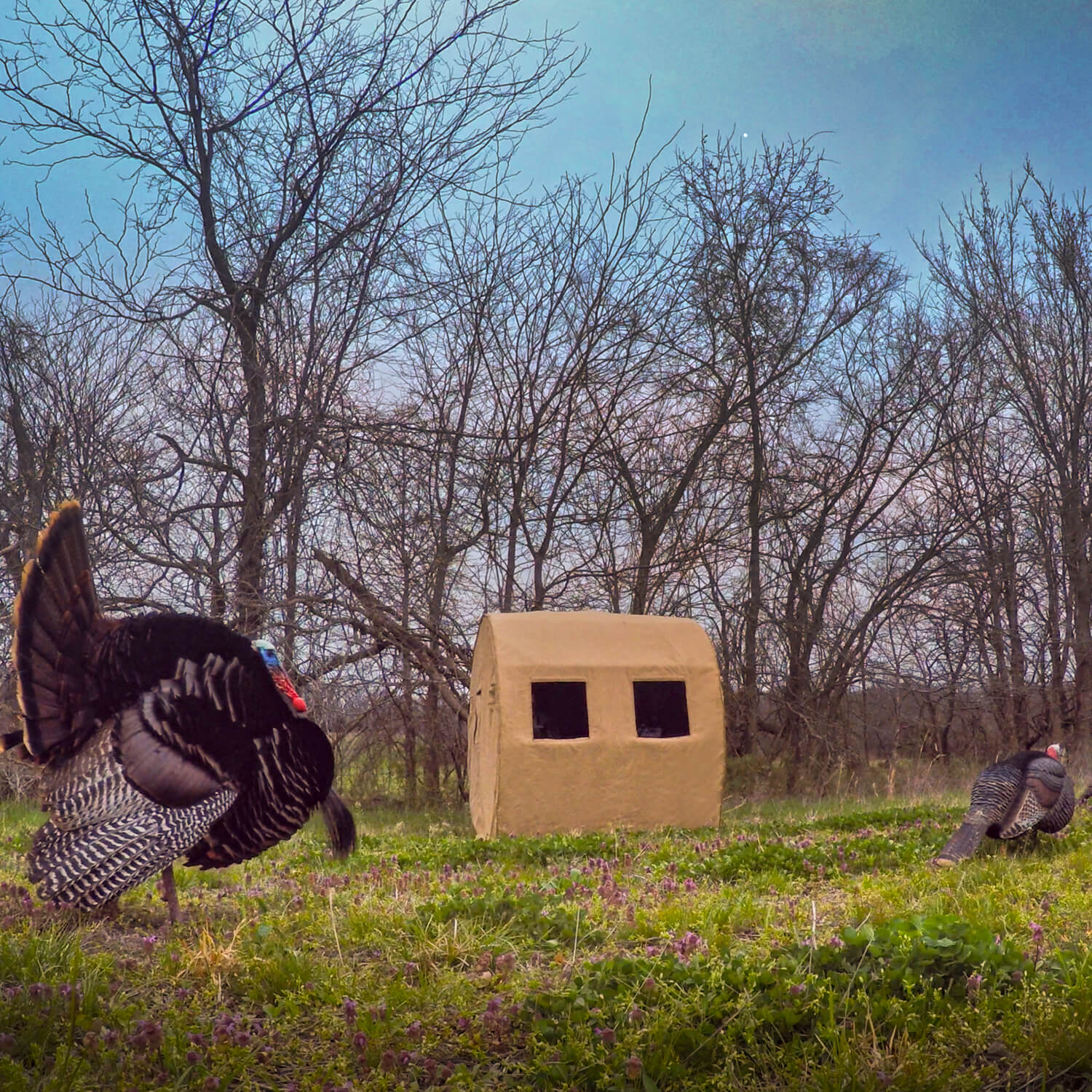 Outfitter HD Burlap Bale Blind