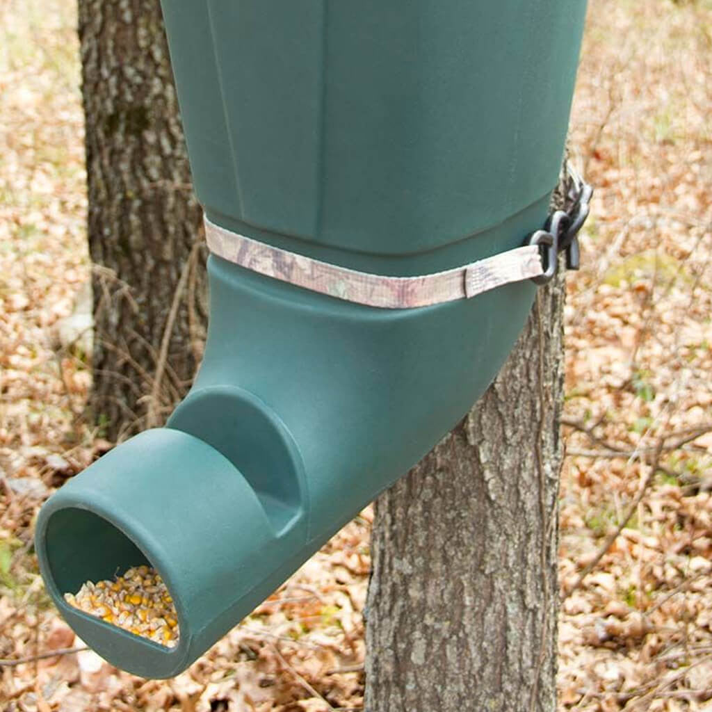 T-Post Gravity Deer Feeder