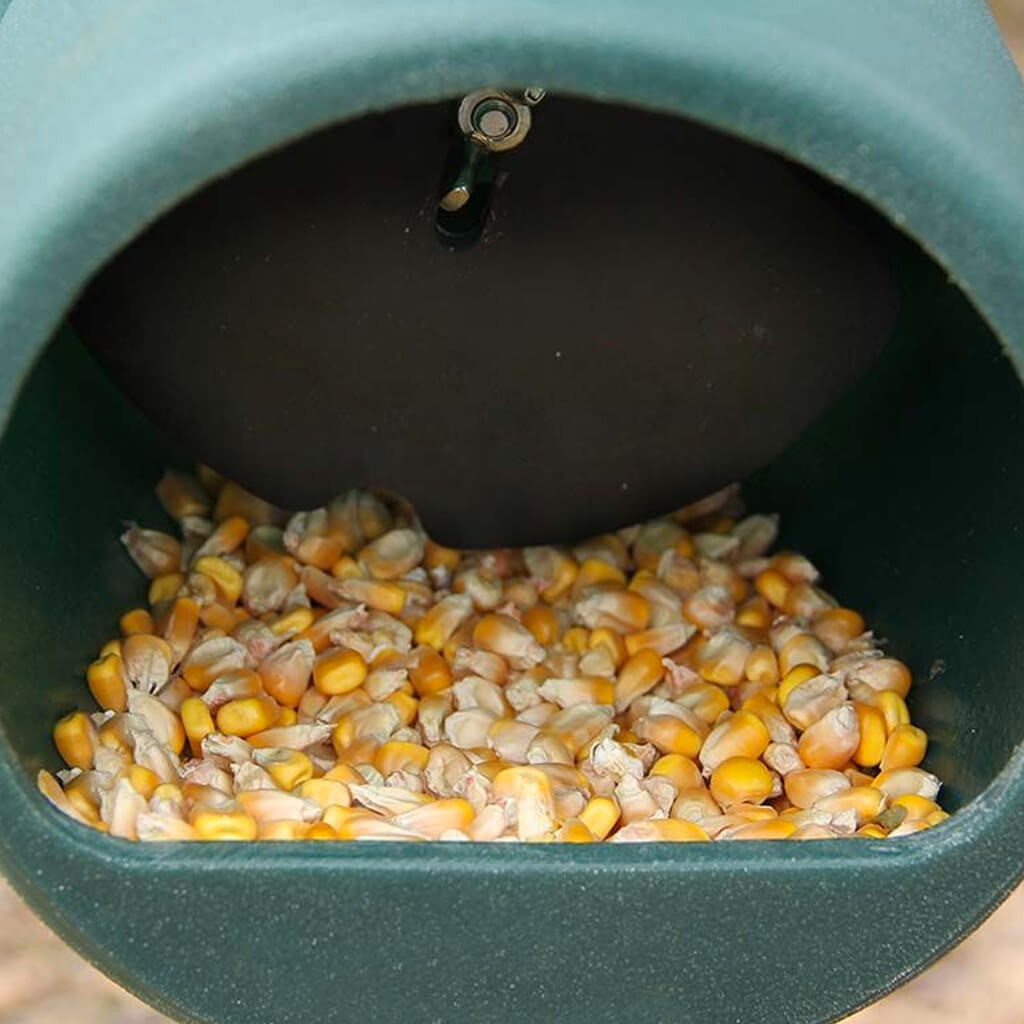 T-Post Gravity Deer Feeder